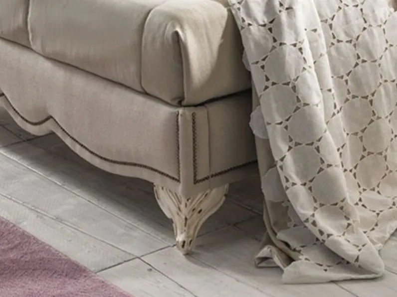 Letto classico con giroletto Letto 800 consumato luxury Md work a prezzo ribassato