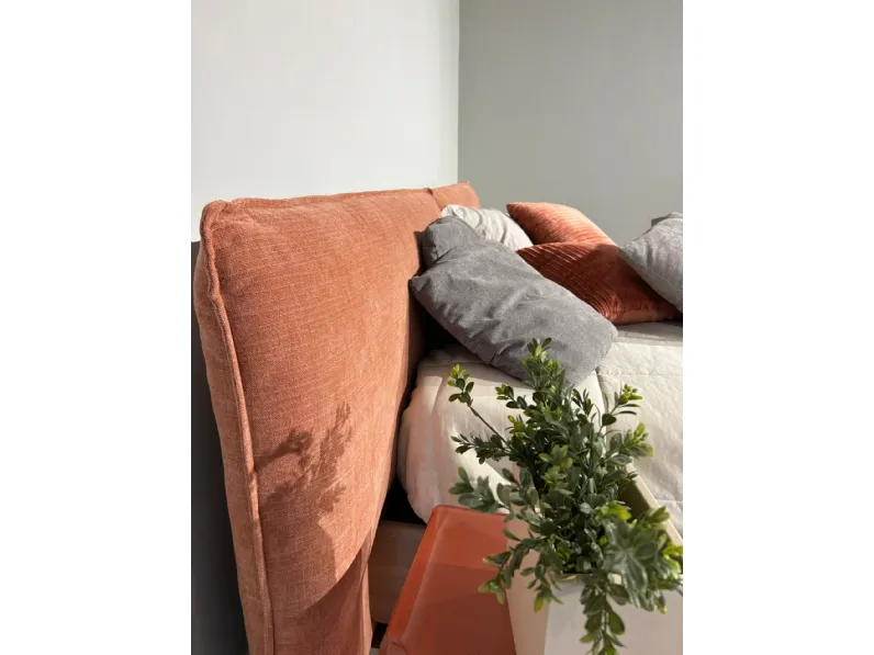 Letto matrimoniale con contenitore Chloe a prezzo riservato 