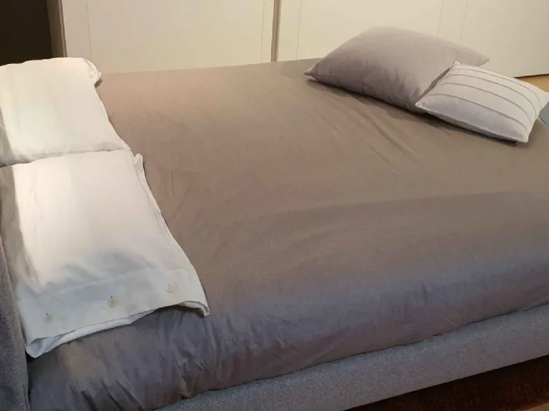 Letto design con contenitore Osaka new Noctis a prezzo scontato