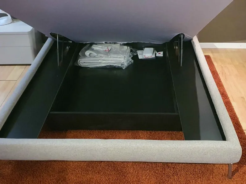 Letto design con contenitore Osaka new Noctis a prezzo scontato