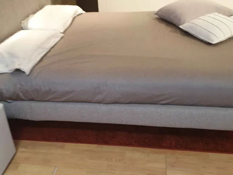 Letto design con contenitore Osaka new Noctis a prezzo scontato