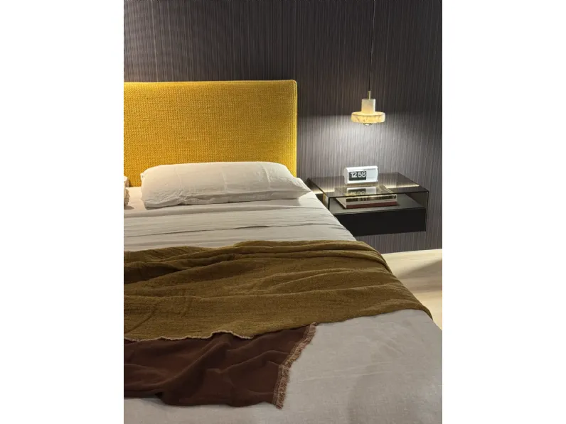 Letto matrimoniale con piedini Fluttua mdw 2026 Lago a prezzo ribassato
