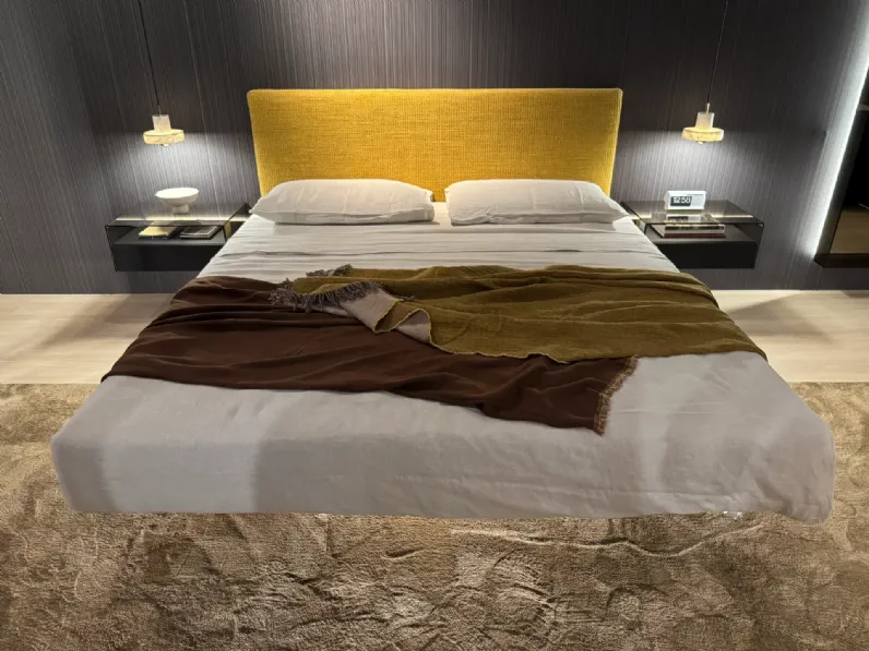 Letto matrimoniale con piedini Fluttua mdw 2026 Lago a prezzo ribassato