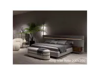 Letto design con giroletto Infinito Twils a prezzo ribassato