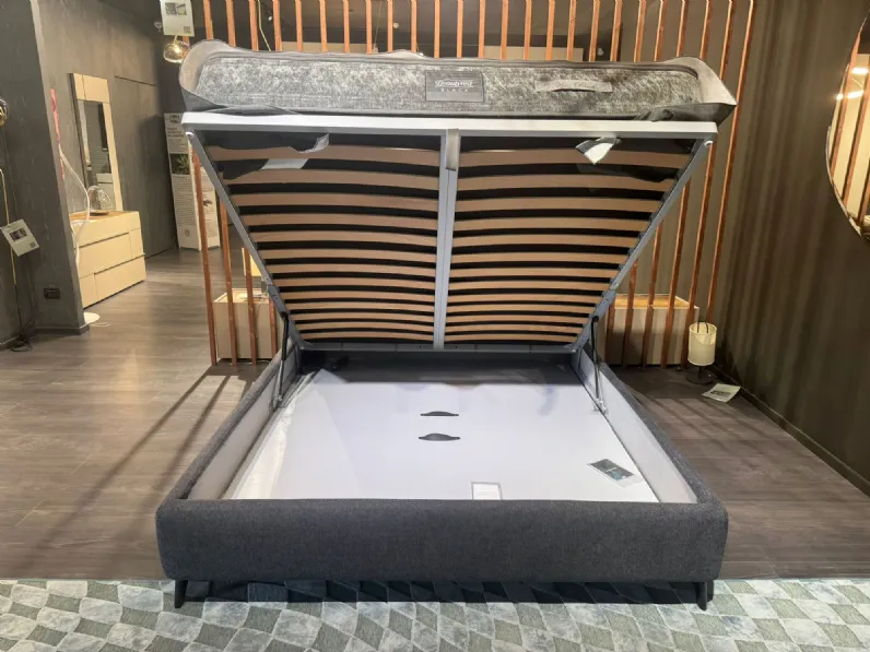Letto imbottito con contenitore Join Bside a prezzo ribassato