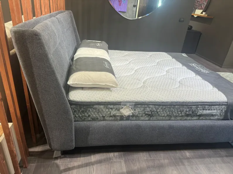 Letto imbottito con contenitore Join Bside a prezzo ribassato