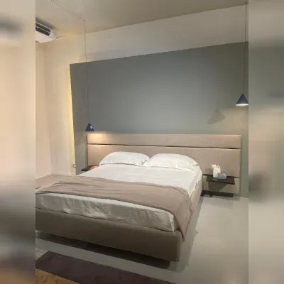 Letto imbottito modello Letto infinito 170x200 di Twils scontato 30%
