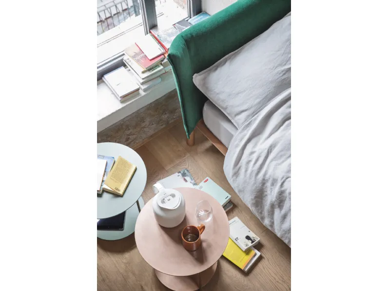 Letto imbottito modello Park di Novamobili scontato 30%