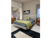 Letto matrimoniale con piedini Sail Twils a prezzo scontato