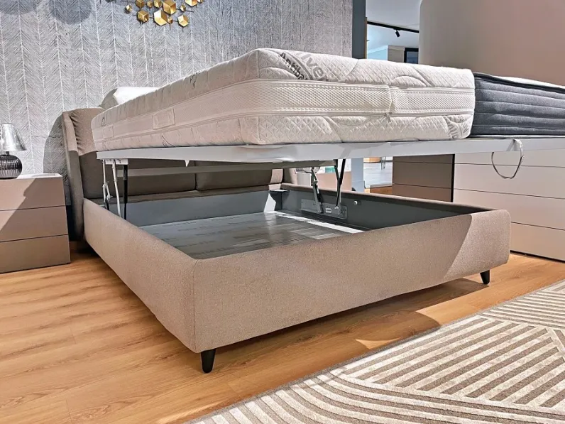 Letto matrimoniale con contenitore Spa hello Noctis a prezzo scontato