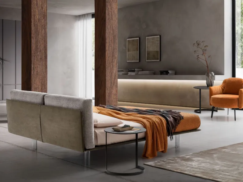 Letto imbottito modello Essential di Le comfort scontato 35%