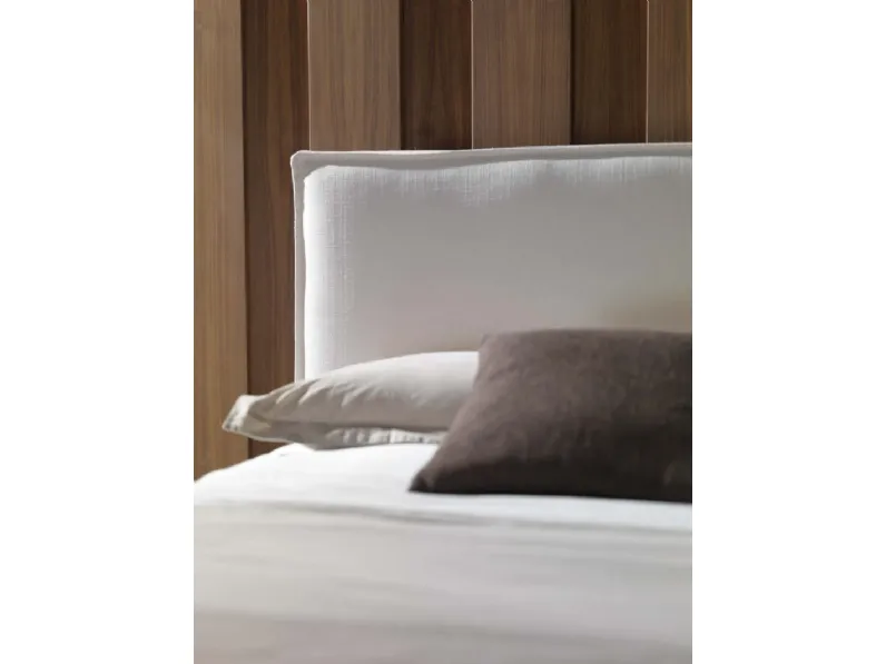 Letto matrimoniale design Flying Artigianale a prezzo scontato