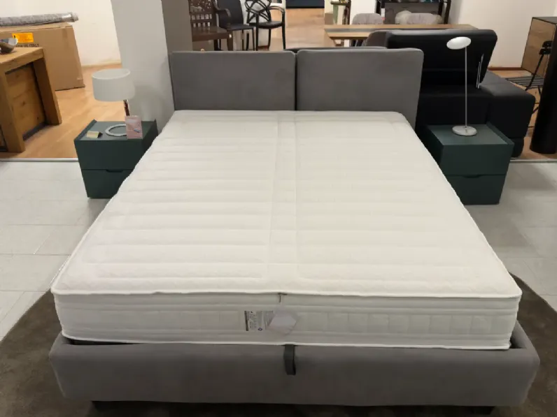 Letto matrimoniale con contenitore Form Samoa a prezzo scontato