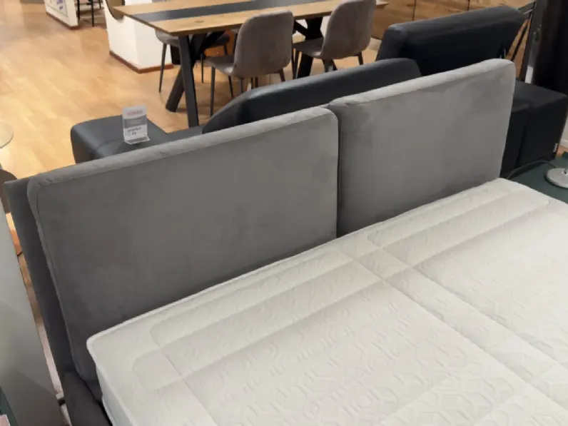 Letto matrimoniale con contenitore Form Samoa a prezzo scontato