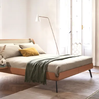 Letto matrimoniale design Gabri Bolzan a prezzo ribassato