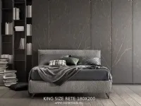 Letto imbottito modello Good lift di Samoa scontato 35%