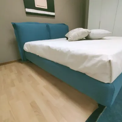 Letto imbottito modello Imbottito con contenitore di Le comfort scontato 40%