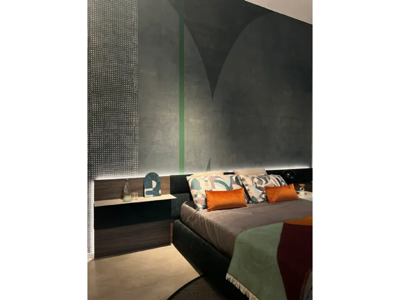 Letto imbottito modello Letto space di Novamobili scontato 30%