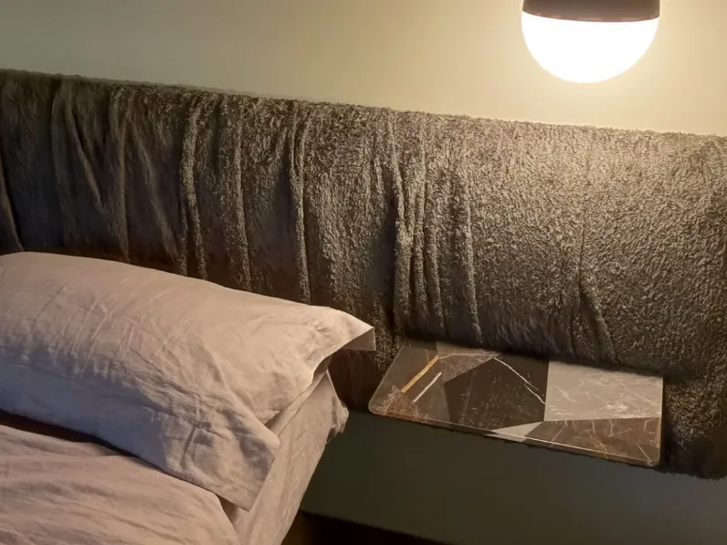 Letto design Fluttua Lago scontato 50%