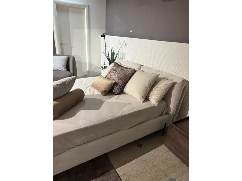 Letto design Ischia Le comfort scontato 25%