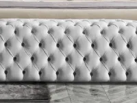 Letto imbottito con giroletto Letto in pelle modello savoia  Md work a prezzo ribassato