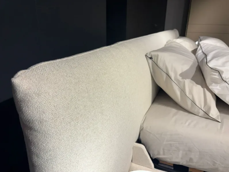 Letto matrimoniale con contenitore Milo a prezzo riservato 