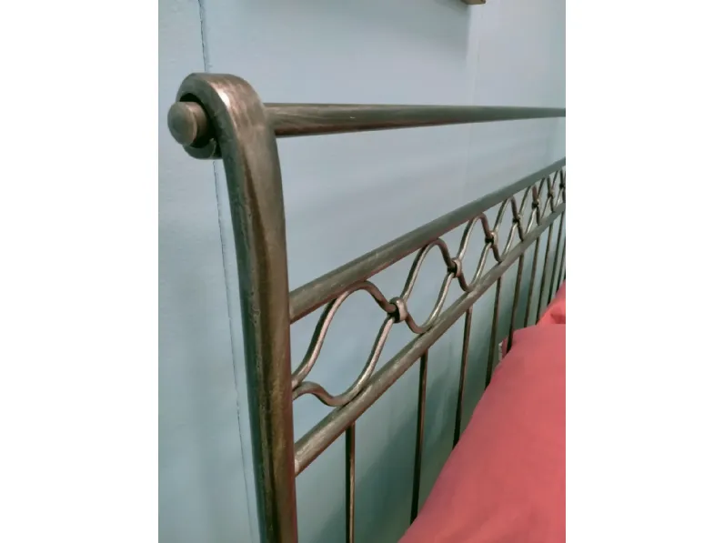 Letto matrimoniale classico Leonardo Artigianale a prezzo scontato