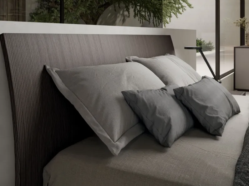 Letto matrimoniale con giroletto Air Zg mobili a prezzo scontato
