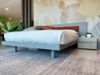 Letto design con piedini Letto sommier e testata a muro halifax  Tomasella a prezzo ribassato