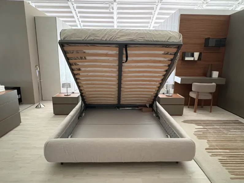 Letto matrimoniale con contenitore Kumo Twils a prezzo ribassato