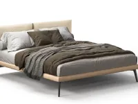 Letto design con piedini Letto matrimoniale mod.kate F.lli elli a prezzo scontato