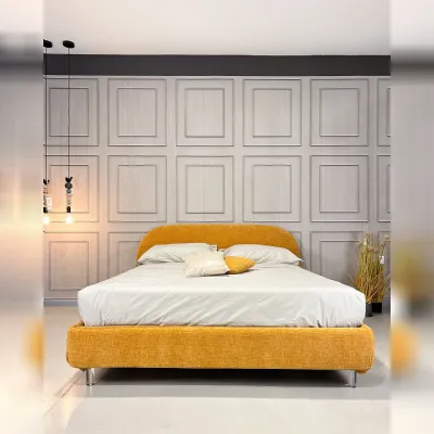 Letto imbottito modello Letto wheel 160x190 di Le comfort scontato 39%