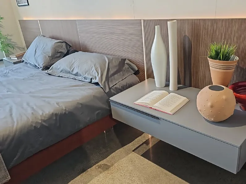 Letto moderno Carre' Adok con uno sconto del 60%
