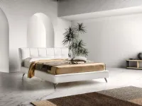 Letto imbottito con giroletto Contemporary Samoa a prezzo ribassato