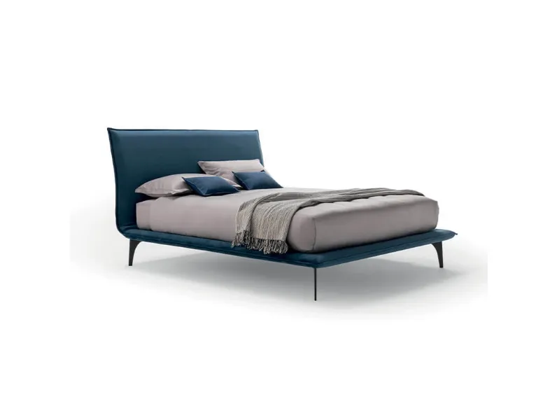 Letto design con piedini Space Dall'agnese a prezzo scontato