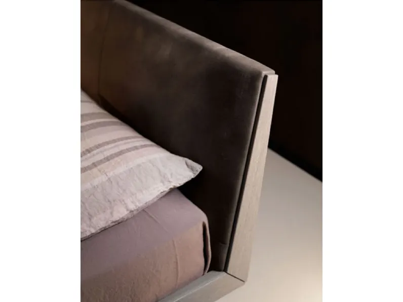 Letto matrimoniale design Legno e pelle vintage Sangiacomo a prezzo scontato