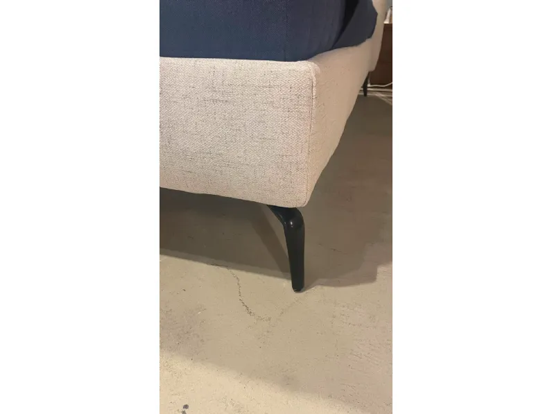 Letto design Letto harlem in tessuto Novaluna con un ribasso del 45%