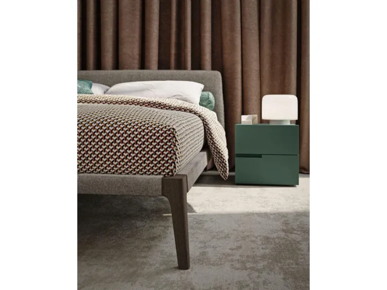 Letto in legno modello Zenit di Morassutti scontato 40%