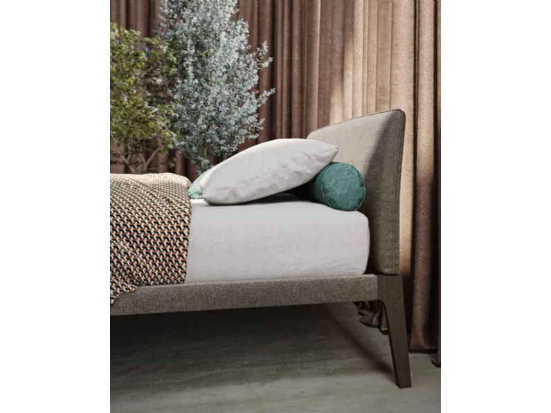 Letto in legno modello Zenit di Morassutti scontato 40%