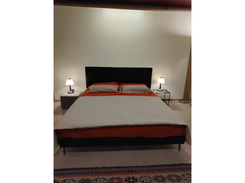 Letto matrimoniale moderno Mod veles 8 Biba salotti a prezzo ribassato