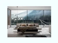 Letto design con giroletto Work Veneran a prezzo ribassato
