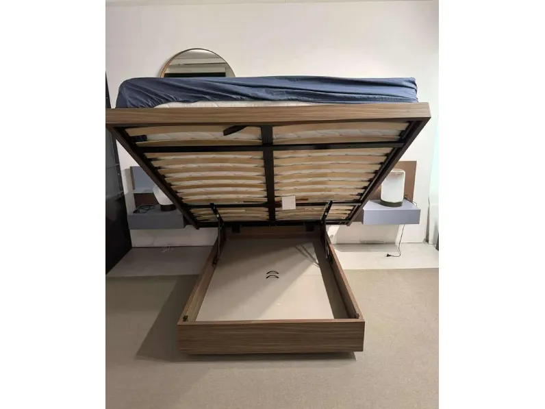 Letto design Miranda Tagliabue mobili con uno sconto del 27%