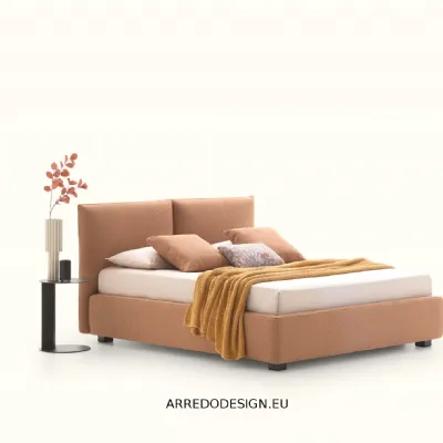 Letto imbottito con contenitore Allen Le comfort a prezzo scontato