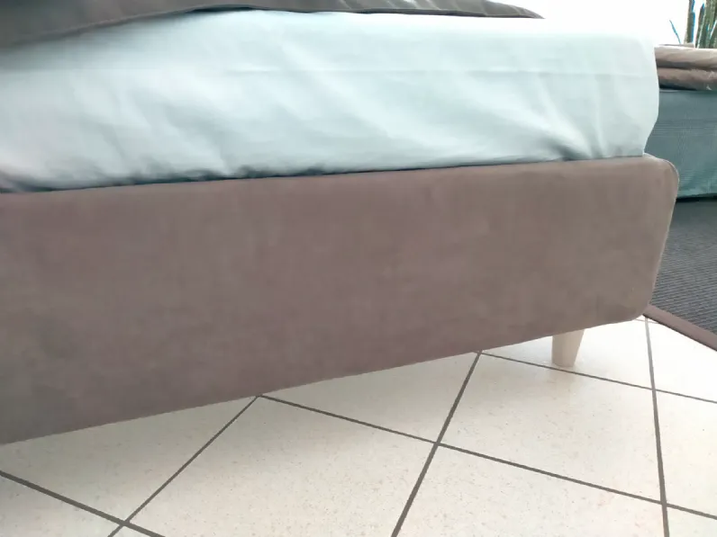 Letto moderno Berry con fodera di  ricambio  ecopelle V&nice scontato 31%