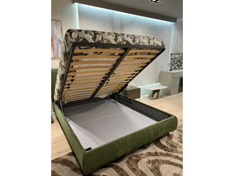 Letto matrimoniale moderno Chamole Altrenotti a prezzo ribassato