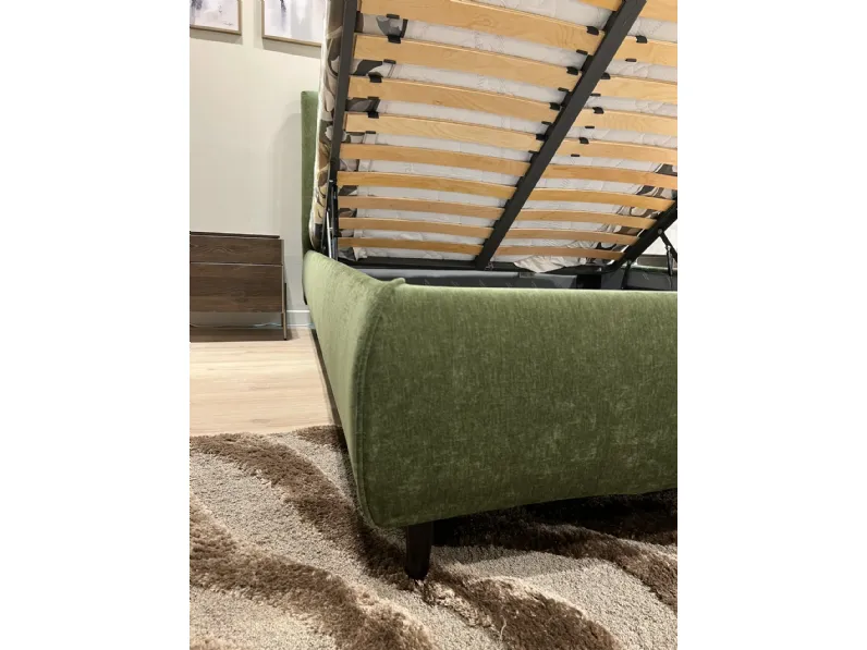 Letto matrimoniale moderno Chamole Altrenotti a prezzo ribassato