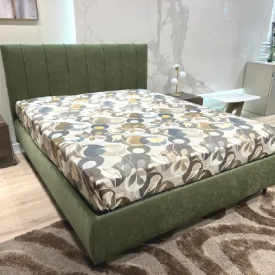 Letto matrimoniale moderno Chamole Altrenotti a prezzo ribassato