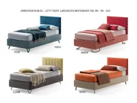 Letto moderno con gambe Twist * Samoa a prezzo scontato