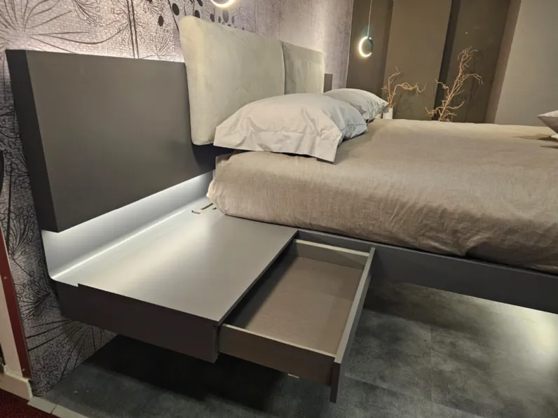 Letto moderno Shiro  Tomasella con un ribasso del 32%