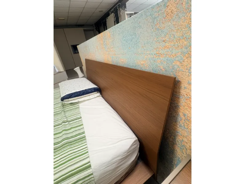 Letto moderno Letto folio Sangiacomo con un ribasso del 63%